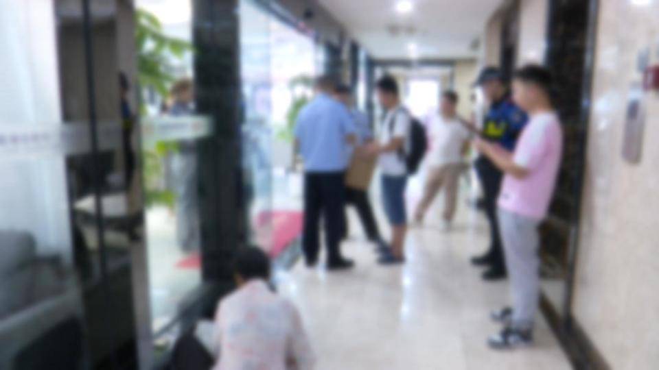 奥伦堡vs喀山鲁宾 | 男子花30万讨老婆奥伦堡vs喀山鲁宾,一个月不到人财两空!婚介所回怼记者:再拍我就对你不客气