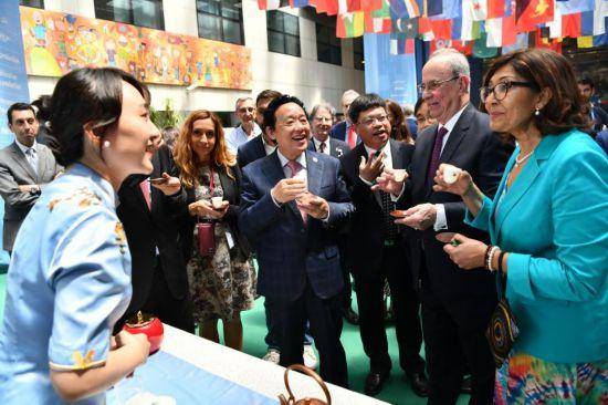 皇冠信用網会员开户申请
_上市!“高端中国茶第一股”皇冠信用網会员开户申请
,来自深圳罗湖